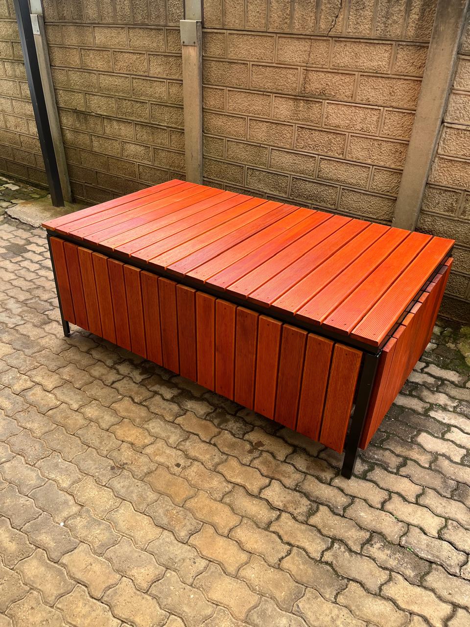 Outdoor storage box open by WB Projects